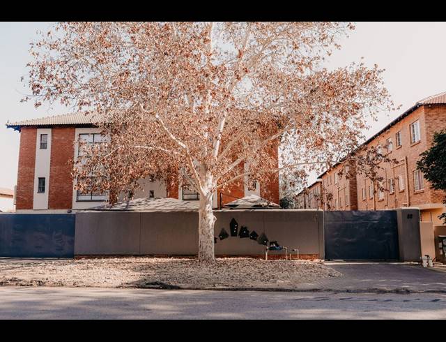 750M² BED & BREAKFAST FOR SALE IN RUSTENBURG CENTRAL